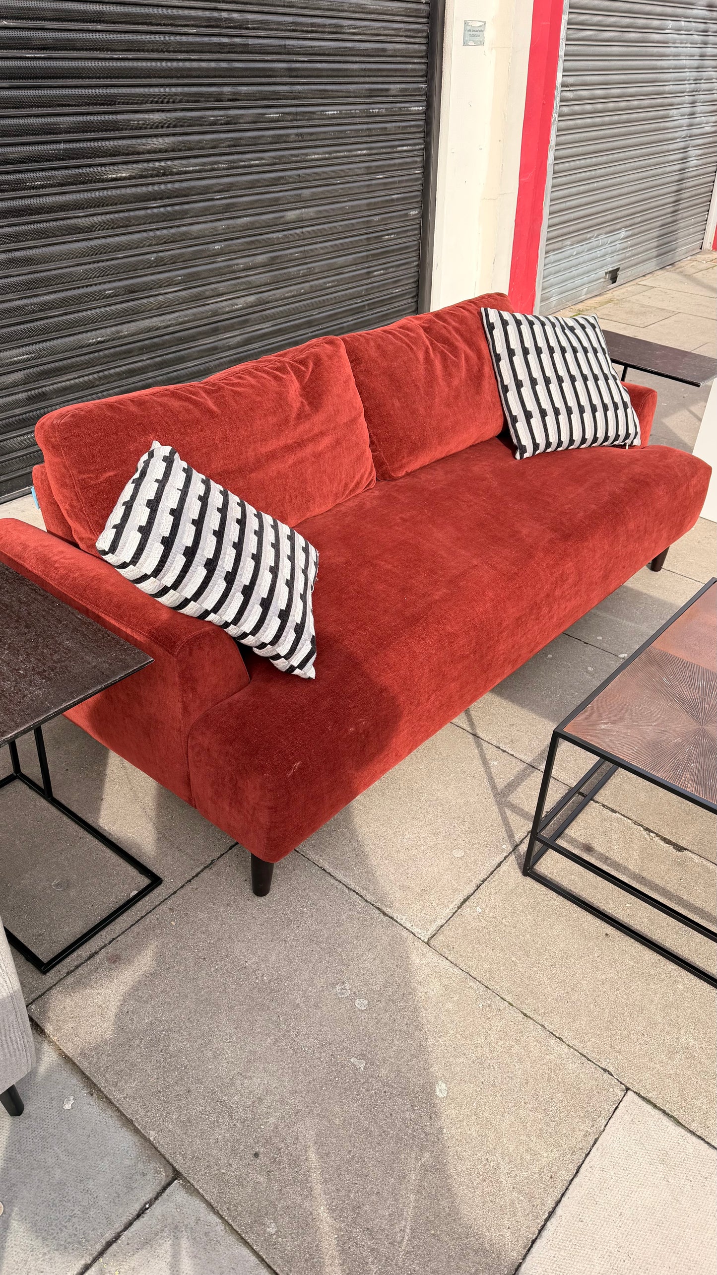 Swyft Model 05 3-Seater Sofa — Red Velvet
